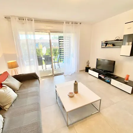 Apartment Ivoire Piscine *