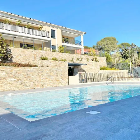 Apartment Ivoire Piscine *