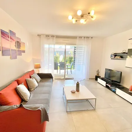 Ivoire Piscine Apartment Boulouris-sur-Mer
